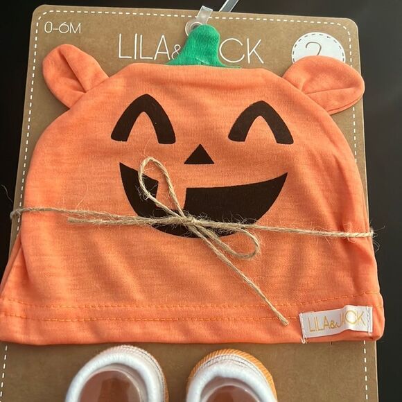 NWT LILA and JACK My first HALLOWEEN Hat & socks - Picture 5 of 5